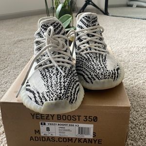 Yeezy Boost 350 V2